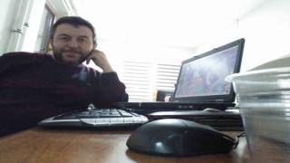 Kütahyada halk otobüsünün altında kalan bisiklet sürücüsü hayatını kaybetti