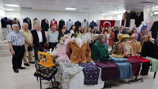 Kütahyada kursiyerlerin el emeği eserleri sergilendi