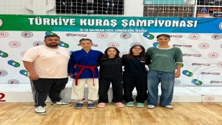 Kütahyalı gençler Türkiye Kuraş Şampiyonasında Türkiye ikincisi oldu