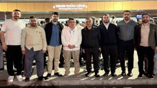 Kutsal topraklardan dönen hacılar Vanda coşkuyla karşılandı