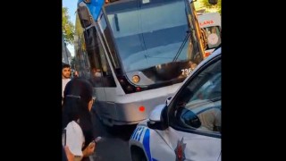 Laleli'de raylara düşen çocuk tramvayın altında kalarak öldü