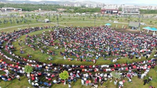 Malatyalılar milli heyecanı Yüzüncü Yıl Kent Parkında yaşadı