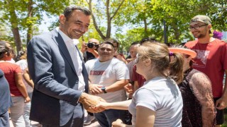 Manavgatta yıl sonu şenliği: Çocuklar doyasıya eğlendi