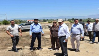 Manisa Büyükşehir Belediyesi Salihlide yaraları sarıyor