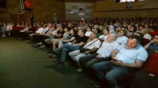 Manisa, hemşehrisi İlhan Şeşeni unutmadı