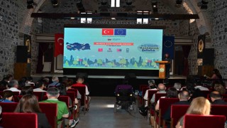 Manisa Sivil Katılım Zirvesi düzenlendi