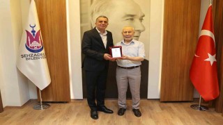 Manisada 41 bin nikaha imza attı, gözyaşlarıyla veda etti