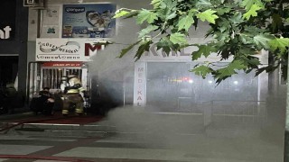 Manisada medikal ürünler satan iş yerinde yangın