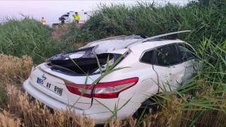 Manisada trafik kazası: 2si çocuk 3 yaralı