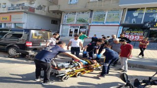 Mardinde otomobil ile motosiklet çarpıştı: 1 yaralı