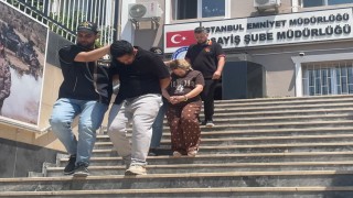 Markette çanta hırsızlığı kamerada