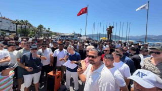 Marmariste esnaf, Kapalı Çarşının üzerinin açılmasını protesto etti