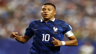 Mbappe ve Haaland golleriyle, ülkelerini son 32 turuna taşıdı