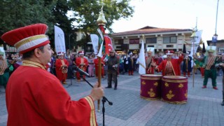 Mehter sesleri bu kez Gazi Orhan Parkında yükseldi