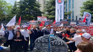 Memurlar taleplerini sabır taşı ile dile getirdi