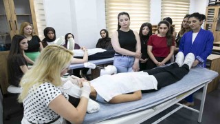 MERCEKten gençlere meslek ve kariyer desteği