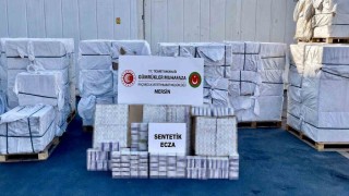 Mersin Limanında dev ilaç operasyonu: 4,9 milyar liralık kapsül ele geçirildi