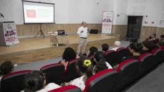 Mersinde çocuk işçiliğine karşı farkındalık semineri