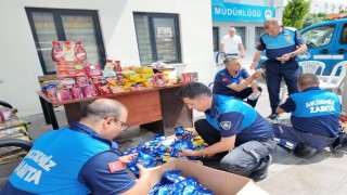 Mersinde tarihi geçmiş gıda ürünleri ele geçirildi