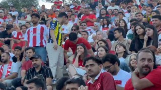 Milli heyecanı 2 bin 500 yıllık antik tiyatroda yaşadılar