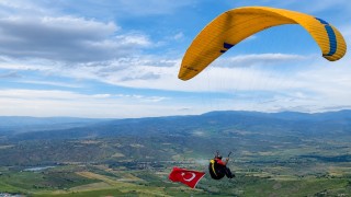 Millilere gökyüzünden destek
