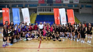 Mini Kızlar Voleybol Müsabakaları sona erdi