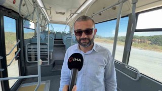Minibüs şoförü güzergâhı bırakıp fenalaşan yolcuyu hastaneye yetiştirdi