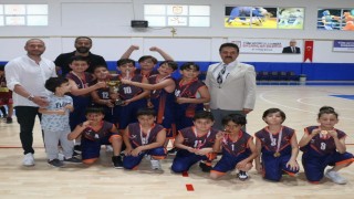 Minik devler parkede kıyasıya yarıştı