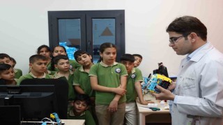 Minik öğrenciler Hatay bilim merkezinde bilimle buluştu