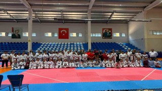 Minikler Taekwondo İl Seçmesi yapıldı