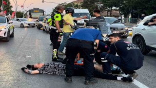 Motosikletlerin çarpıştığı kaza kameraya yansıdı: 1 yaralı