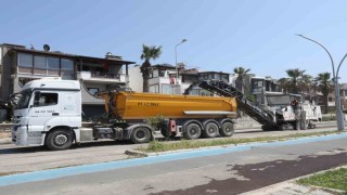 Muğla Büyükşehir 7 şantiyesiyle Muğlanın yol ağını güçlendiriyor
