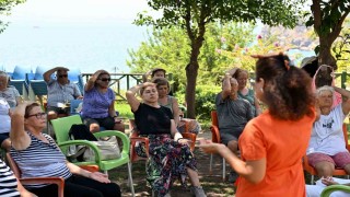 Muratpaşadan Parkinson hastalarına hareket desteği