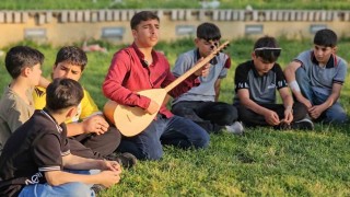 Muşta yeni Bir Aşık Veysel doğuyor