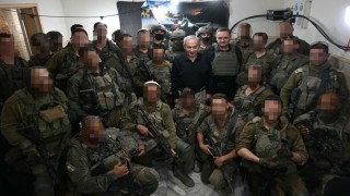 Netanyahu, Lübnanın güneyindeki İsrail askerleriyle bir araya geldi