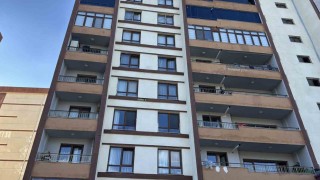 Nevşehirde 5. kattan düşen 2 yaşındaki çocuk hayatını kaybetti