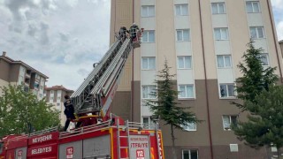 Nevşehirde ocakta unutulan yemek paniğe neden oldu