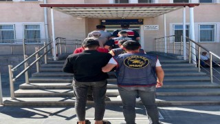 Niğdede 8,5 ton gübreyi römorkla birlikte çalanlar yakalandı