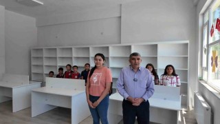 Öğrenci dostu büyükşehir, Akkışlada İlkokul Kütüphanesini dizayn etti