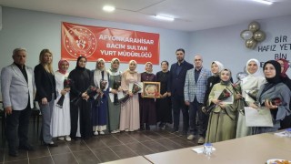 Öğrenci yurdundaki Kuranı Kerim ve Hafızlık Kursu programı sona erdi