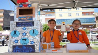 Öğrenciler projelerini Tekno Bayburtta sergiledi