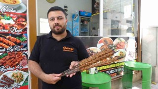 Oruk kebabı sofraların vazgeçilmezi