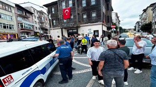 Polisin dur ihtarına uymadı, araçlara çarpınca yakalandı