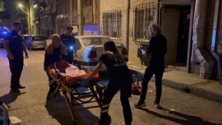 Psikolojik sorunları olan adam hem kendini hem annesini bıçakladı