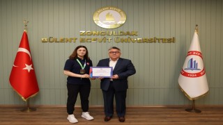 Rektör Özölçer Dünya Şampiyonu Basancıyı kabul etti