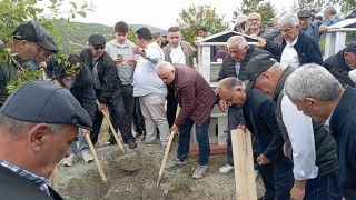 Rıza Çalımbayın annesi son yolculuğuna uğurlandı