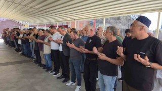 Rizedeki feci kazada hayatını kaybedenler toprağa verildi