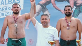 Salbaş Karakucak Güreşleri’nde Başpehlivan Belli Oldu
