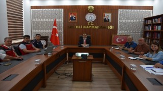 Salihlide mevsimlik tarım işçilerinin sorunları masaya yatırıldı
