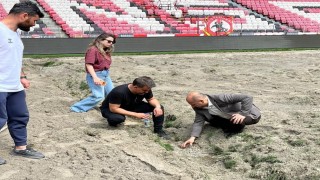 Samsun 19 Mayıs Stadının zemini yeni sezona hazırlanıyor